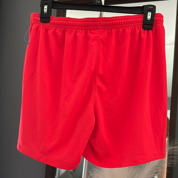 Nike Red Performance Athletic Shorts - Picture 3 of 4